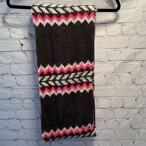 American Eagle Tartan Neck Wrap